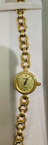 Geneva Women's 14 k gold Chain Bracelet Watch works perfectly,  - Image 5