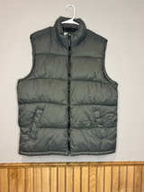 Old Navy Men's Puffer Vest - Image 1