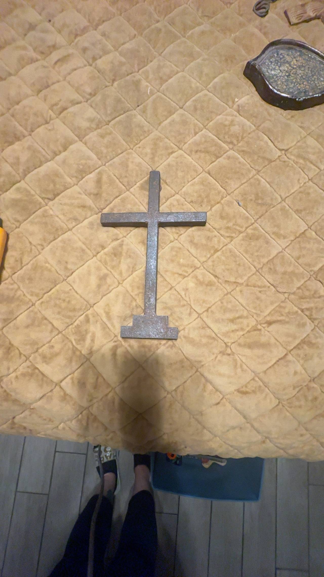 Black Iron Cross Decorative Wall Plaque