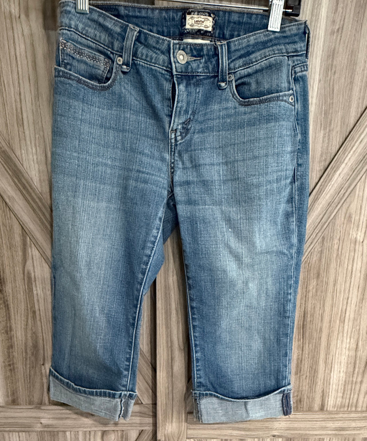 Levi's Women's Mid Rise 515 Capri Jeans size 2P