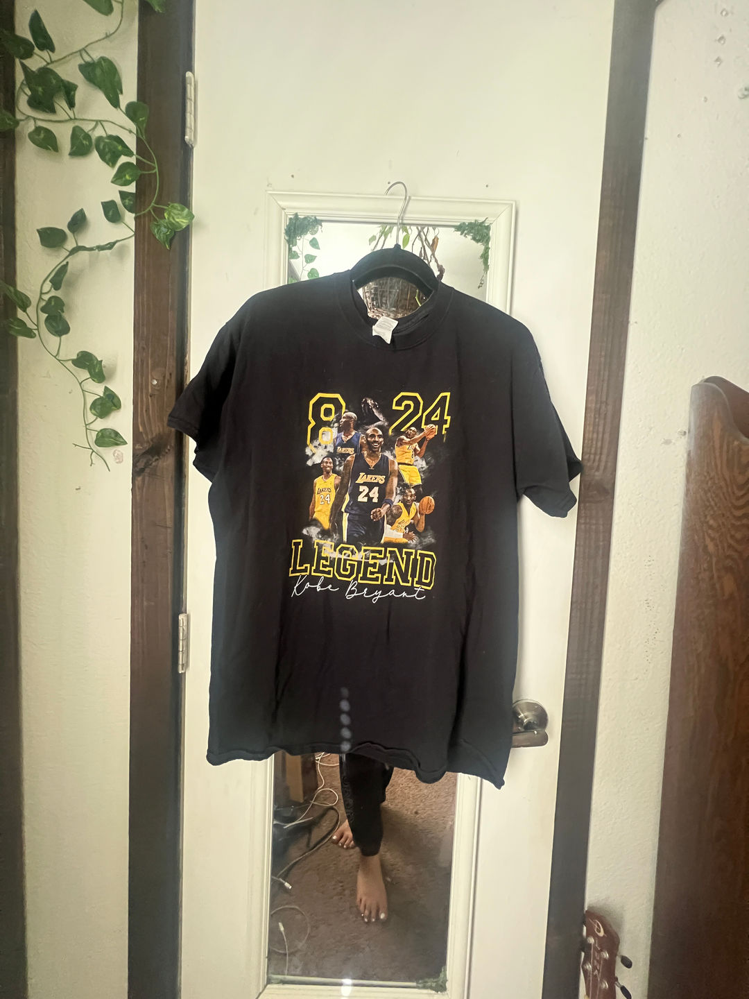 Kobe Bryant Tribute T-Shirt (Size Large)