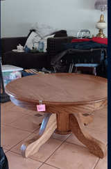 Round Oak Coffee Table - Image 3