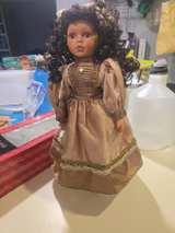 PS Design Isabella 2002 Limited Edition Porcelain Doll - Image 3