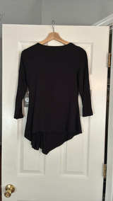 Vince Camuto Women's Asymmetrical Pullover Blouse Black - Image 4