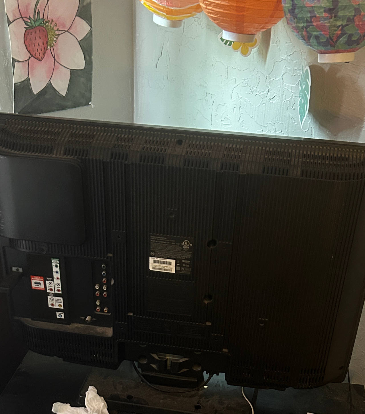 Toshiba 32" LCD TV