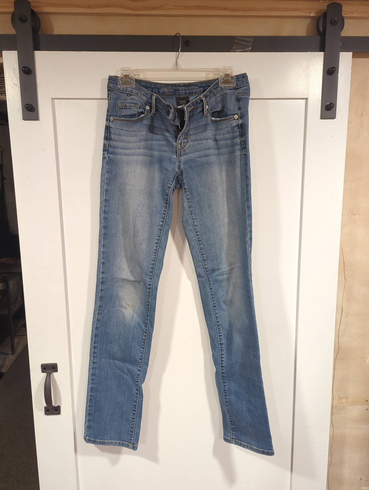 Mossimo Supply Co. Mid-Rise Straight Leg Jeans