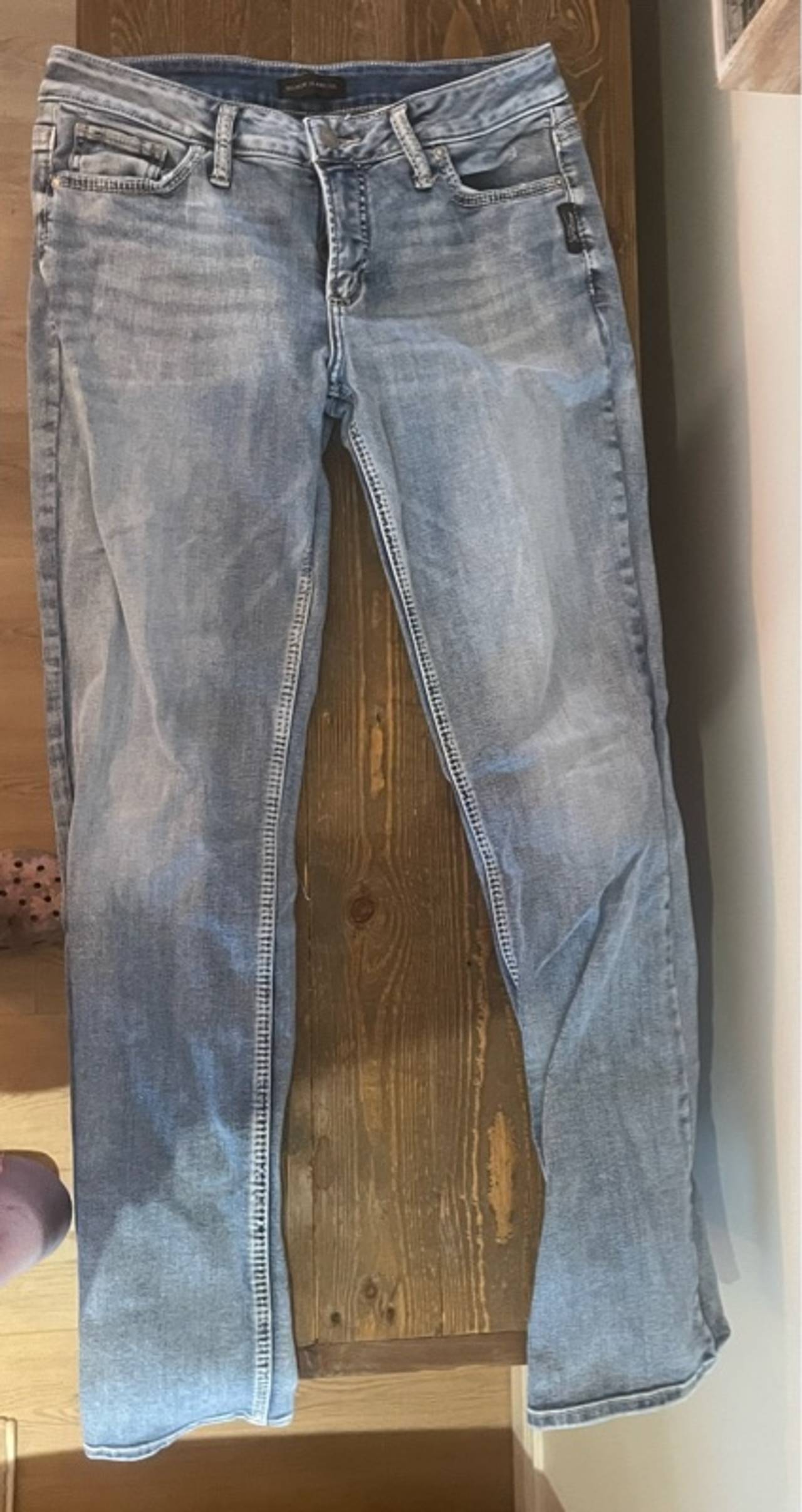 Silver Jeans Co. Women's Light Blue Denim Jeans