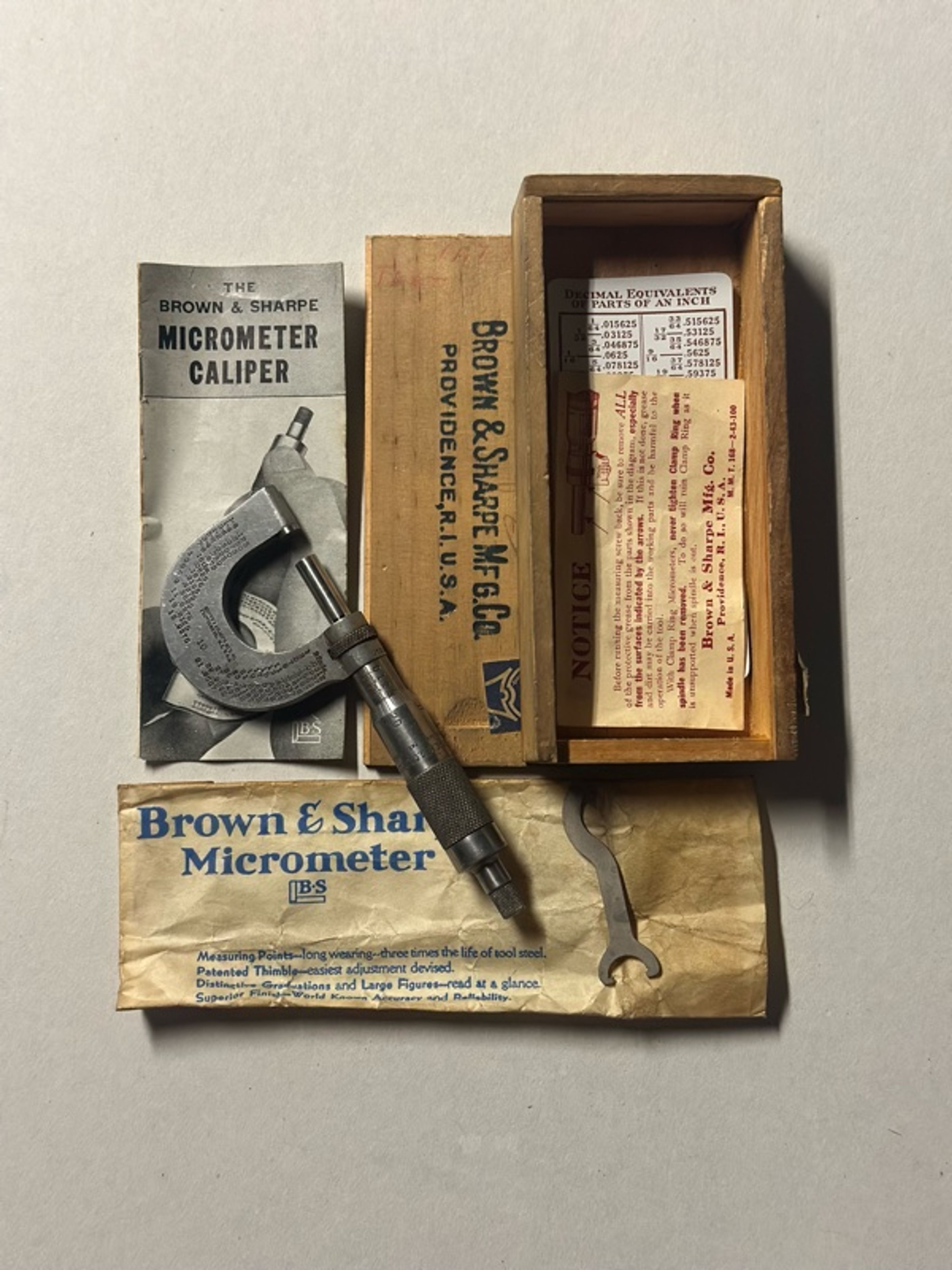 Brown & Sharpe Vintage Outside Micrometer Caliper 1 inch