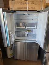 Samsung 23 cu. ft. Smart 4-Door Flex Refrigerator with FlexZone counter depth - Image 3
