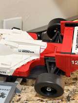 LEGO Icons McLaren MP4/4 & Ayrton Senna 10330 - Image 2