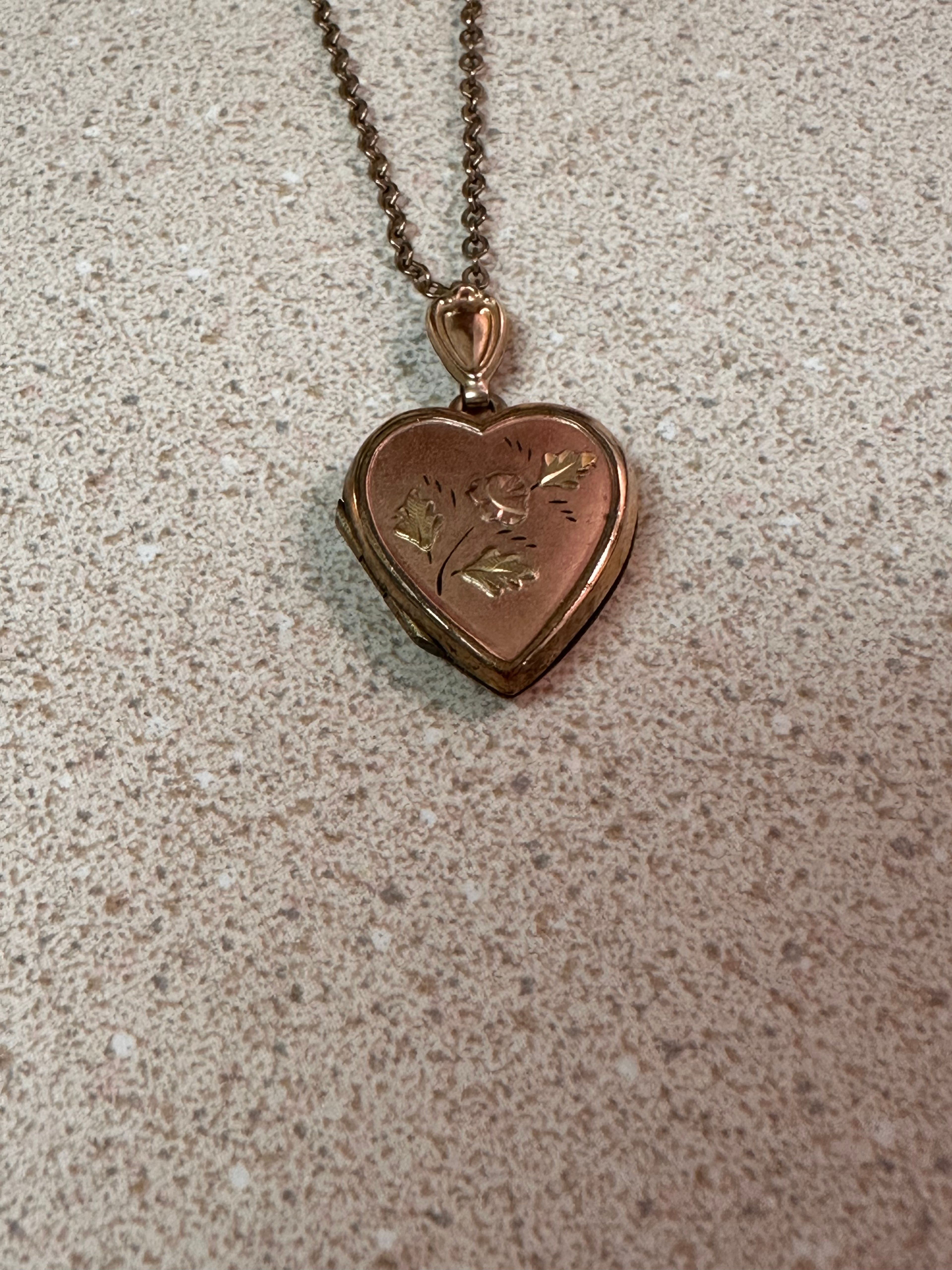 Vintage Heart Locket Pendant - Image 8