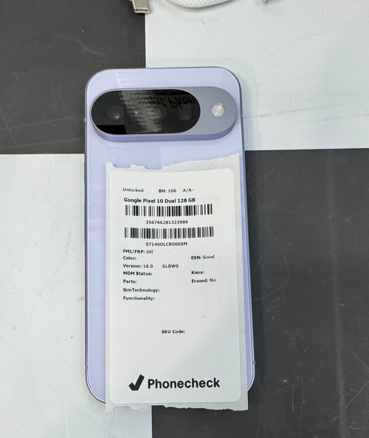 Google Pixel 10 128GB Unlocked - Frost