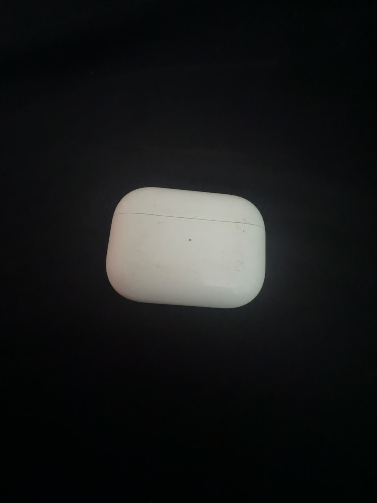 Apple AirPods Pro (1st Generation) - White