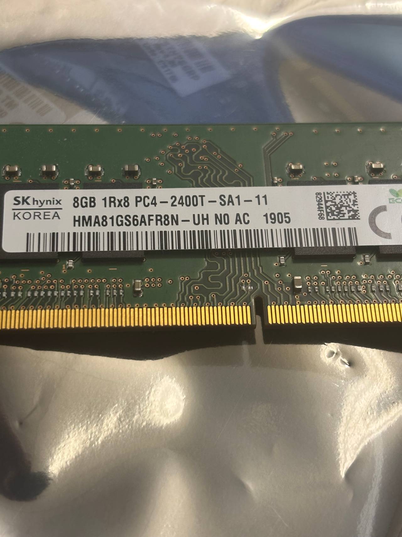 SK Hynix 8GB DDR4 2400MHz SODIMM Laptop Memory