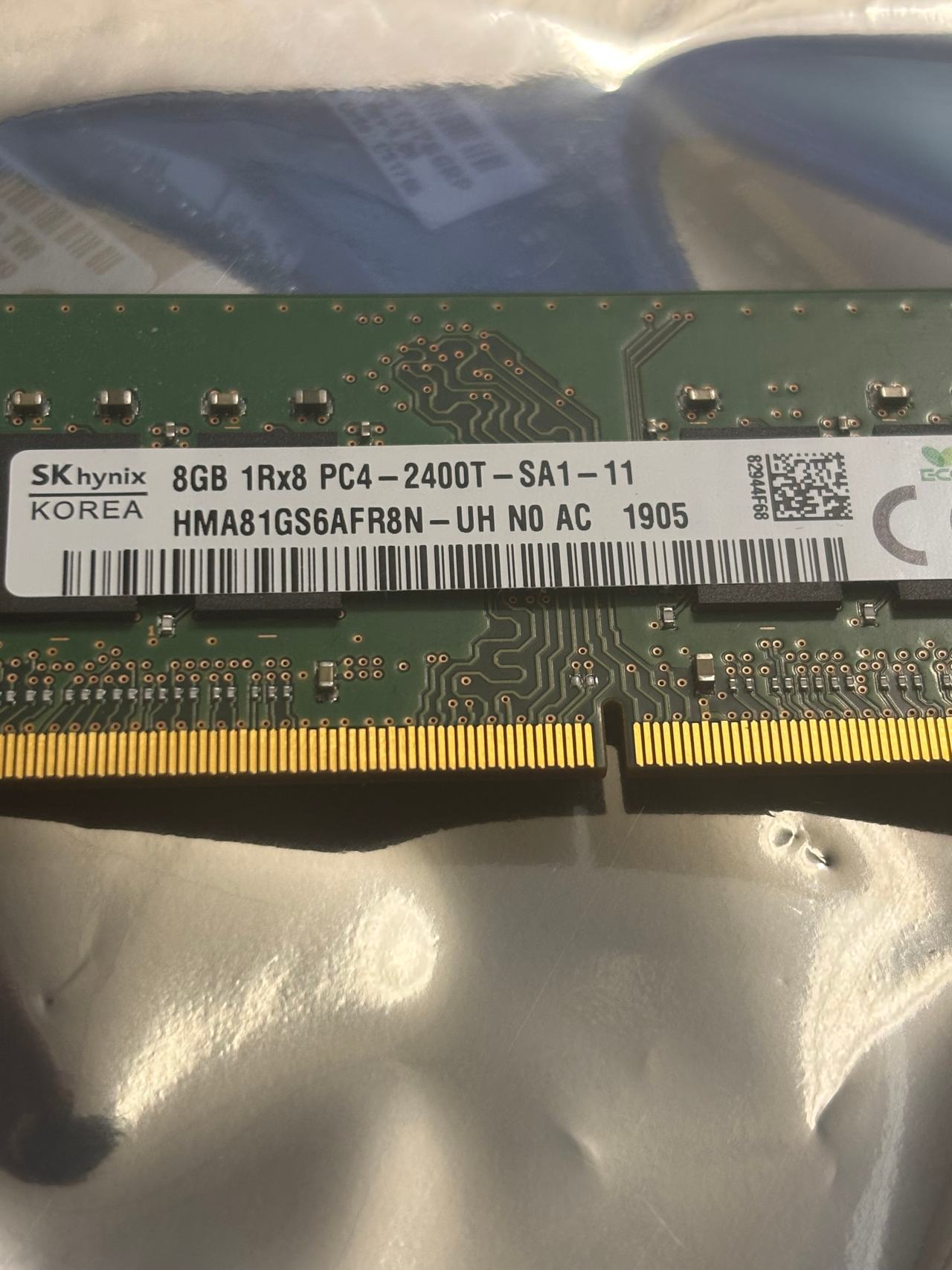SK Hynix 8GB DDR4 2400MHz SODIMM Laptop Memory