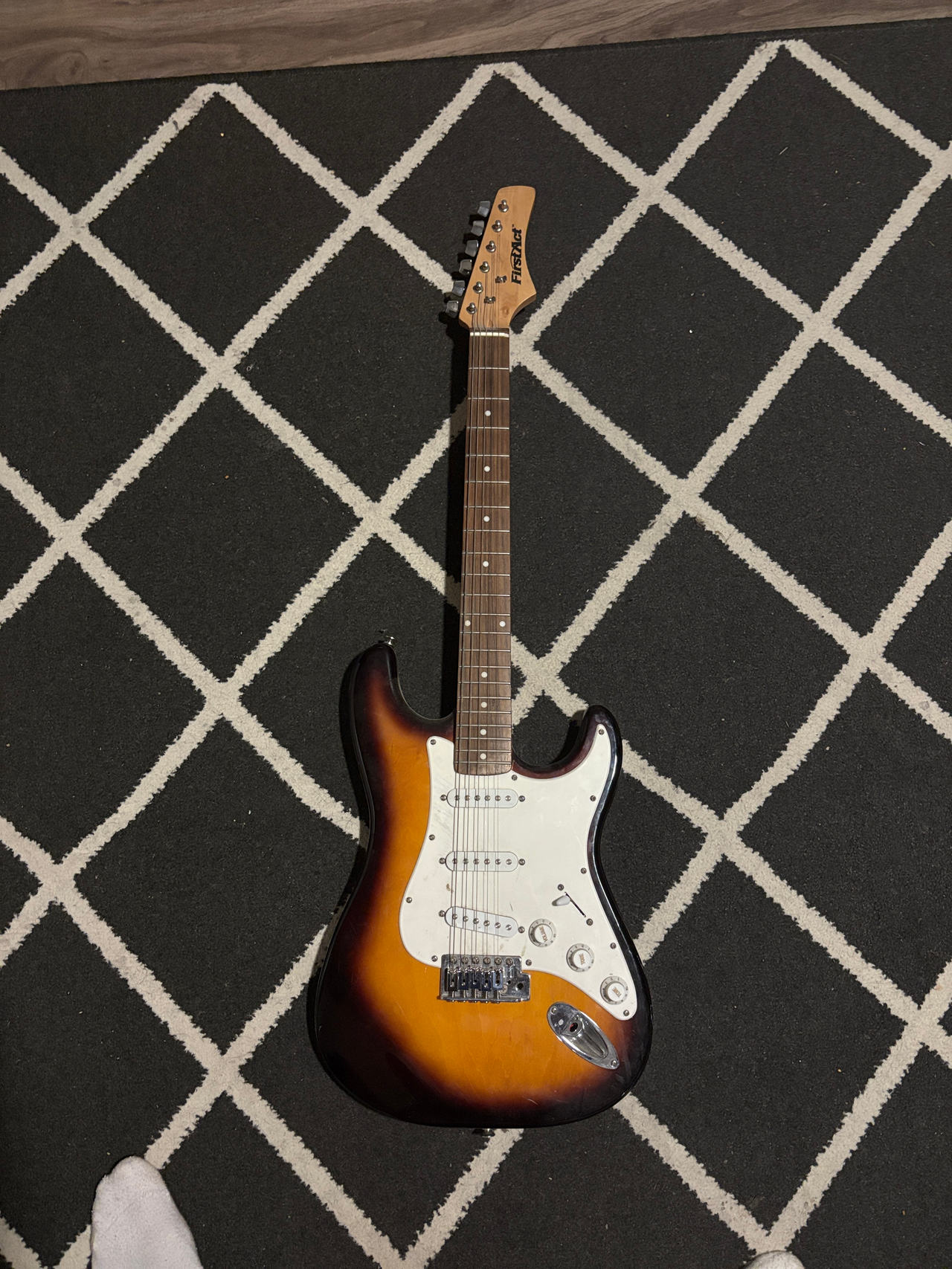 Squier by Fender Stratocaster