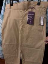Gloria Vanderbilt Shape Effect Pull-On Capri Pants - Image 4