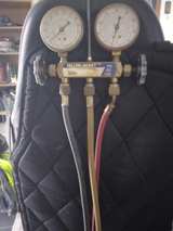 Yellow Jacket Series 41 Manifold Gauge Set - Image 3
