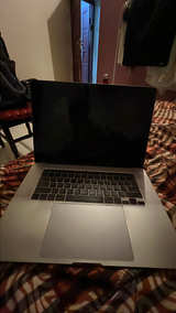 MacBook Pro - Image 2