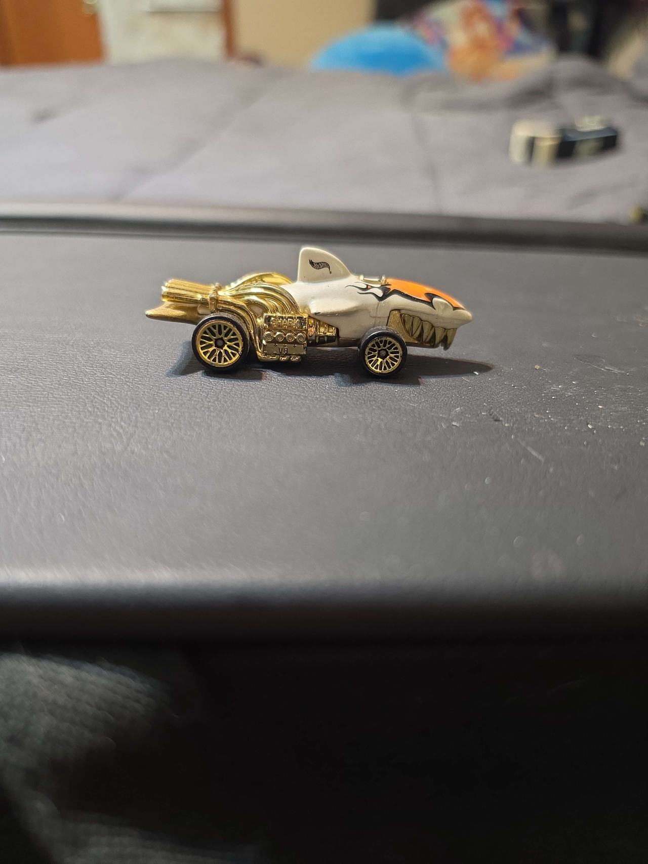Hot Wheels Sharkruiser