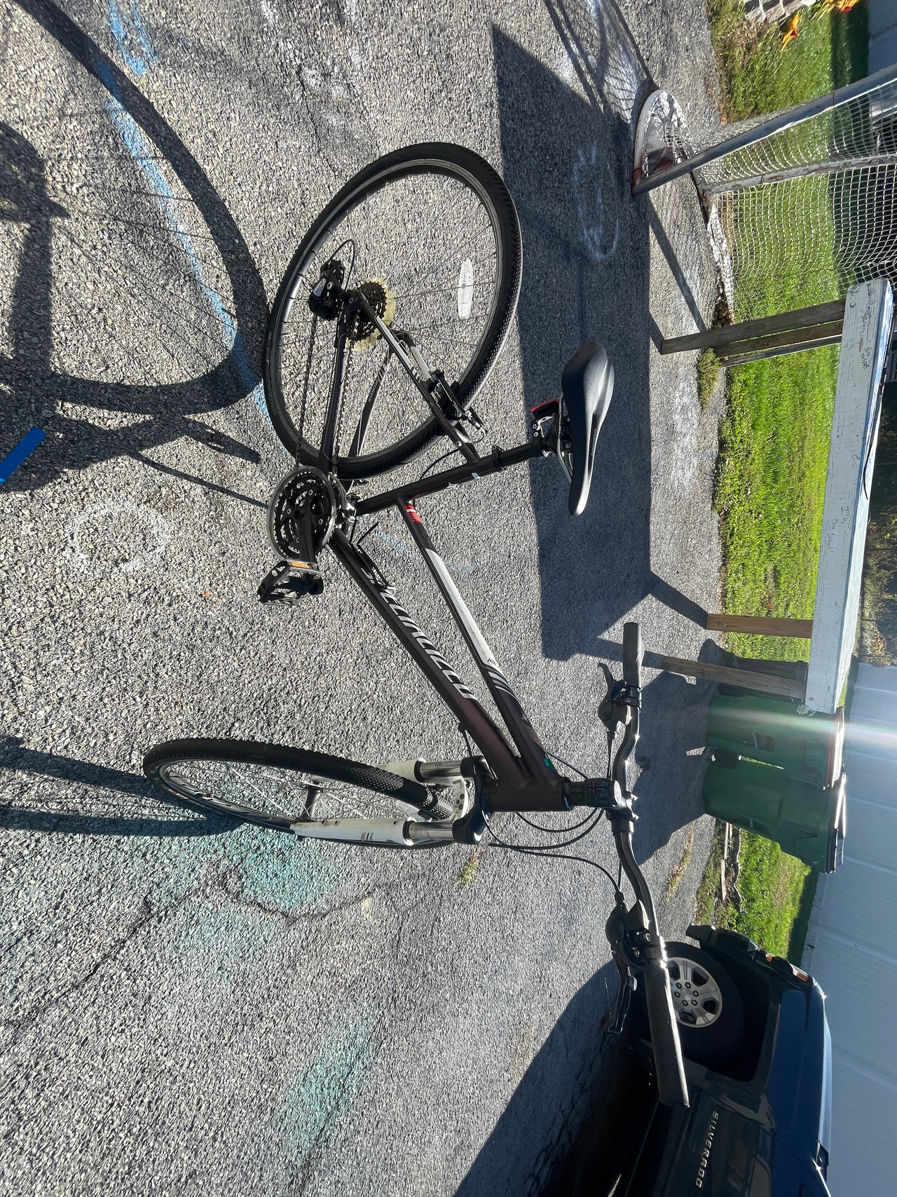 Specialized Sirrus women’s bike.  Great shape.  