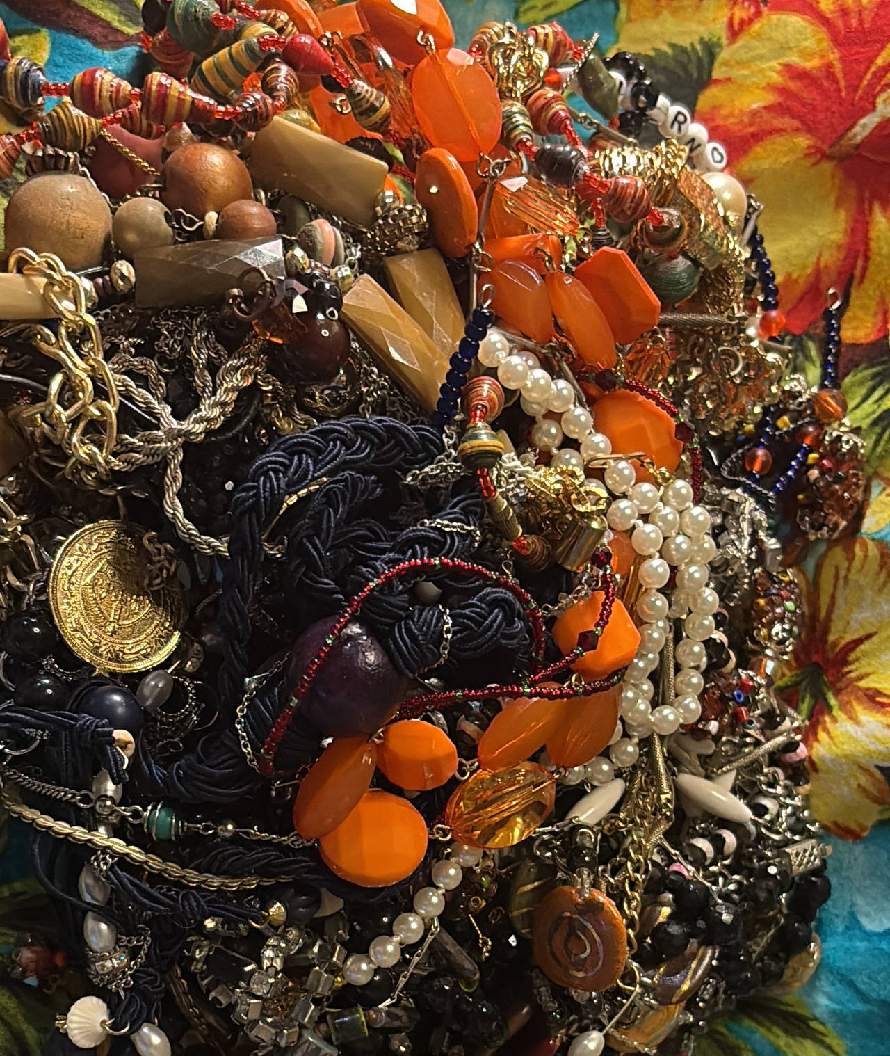 Mixed Costume Jewelry Bulk Lot 1