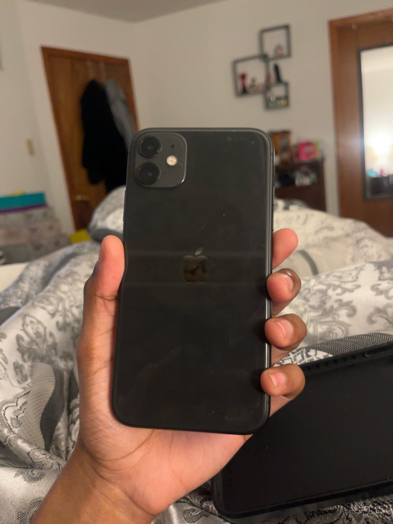 Apple iPhone 11 Black