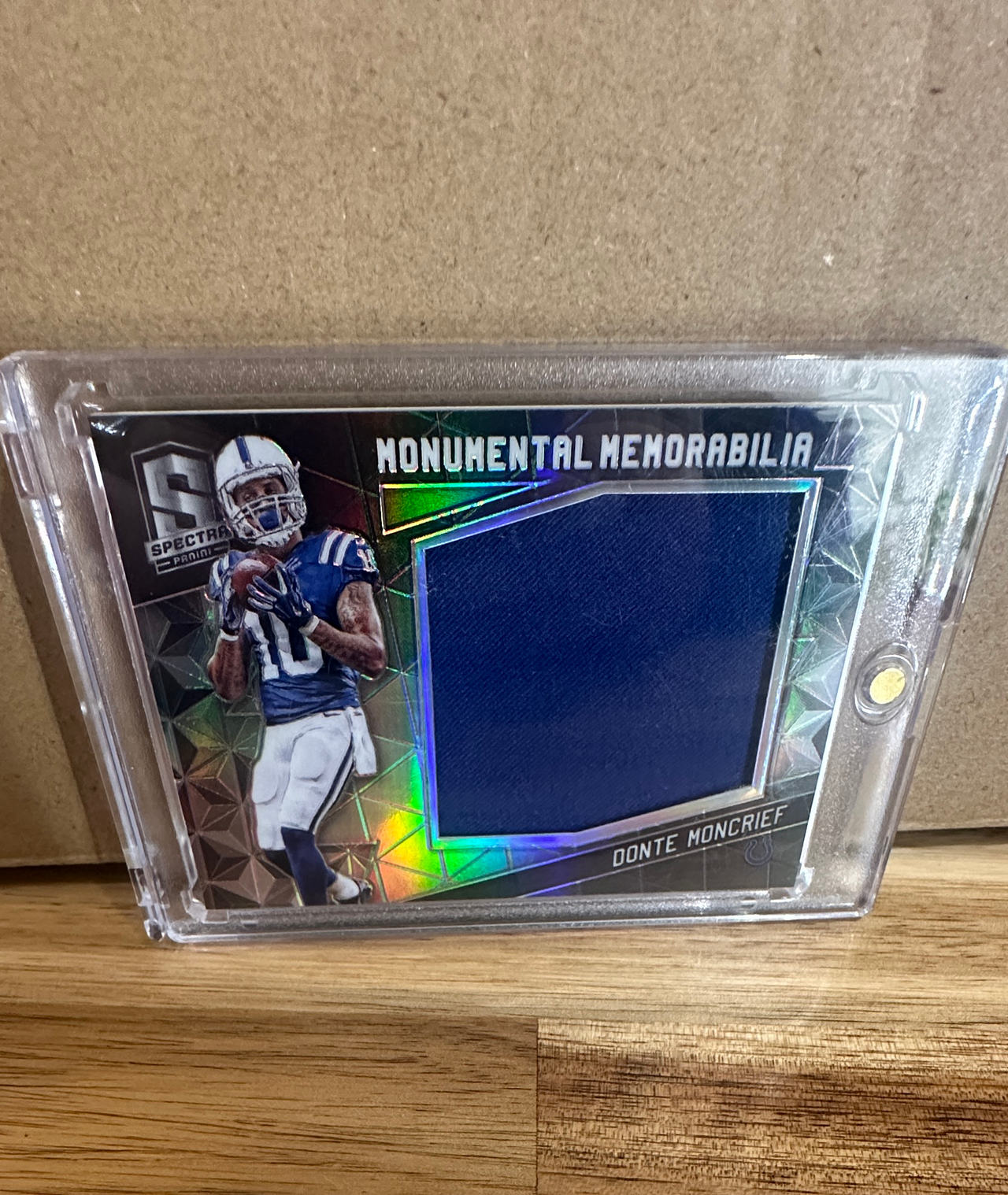 2015 Panini Spectra Donte Moncrief Monumental Memorabilia Jersey Card 058/199