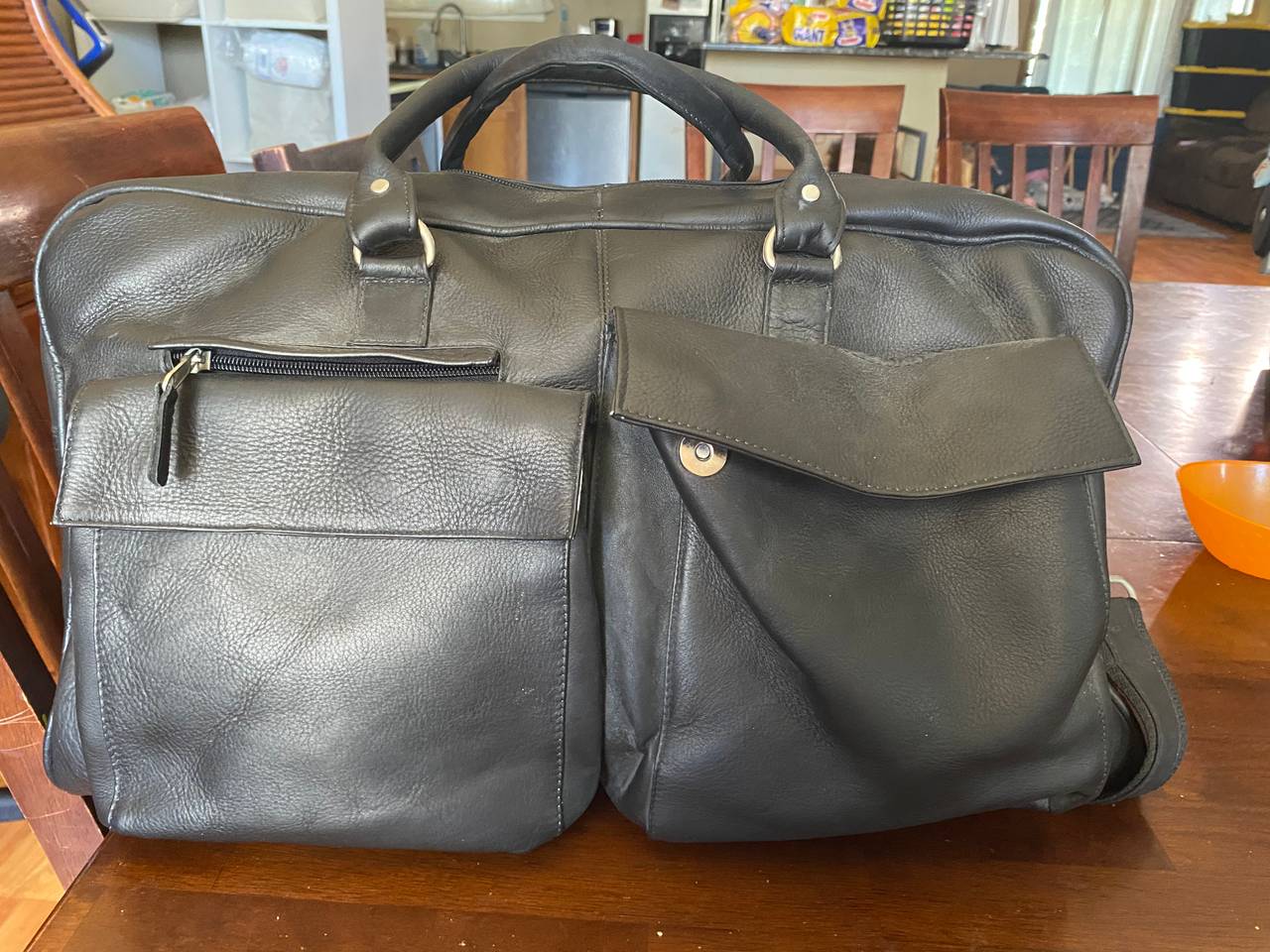 Latico NJUSA Black Leather Tote Travel Bag