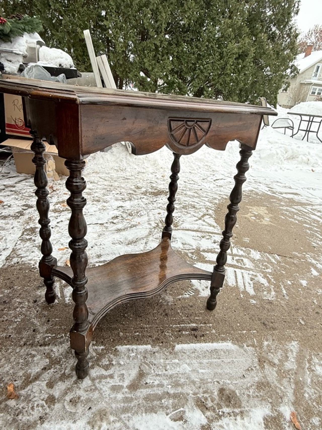 Victorian Antique Parlor Table