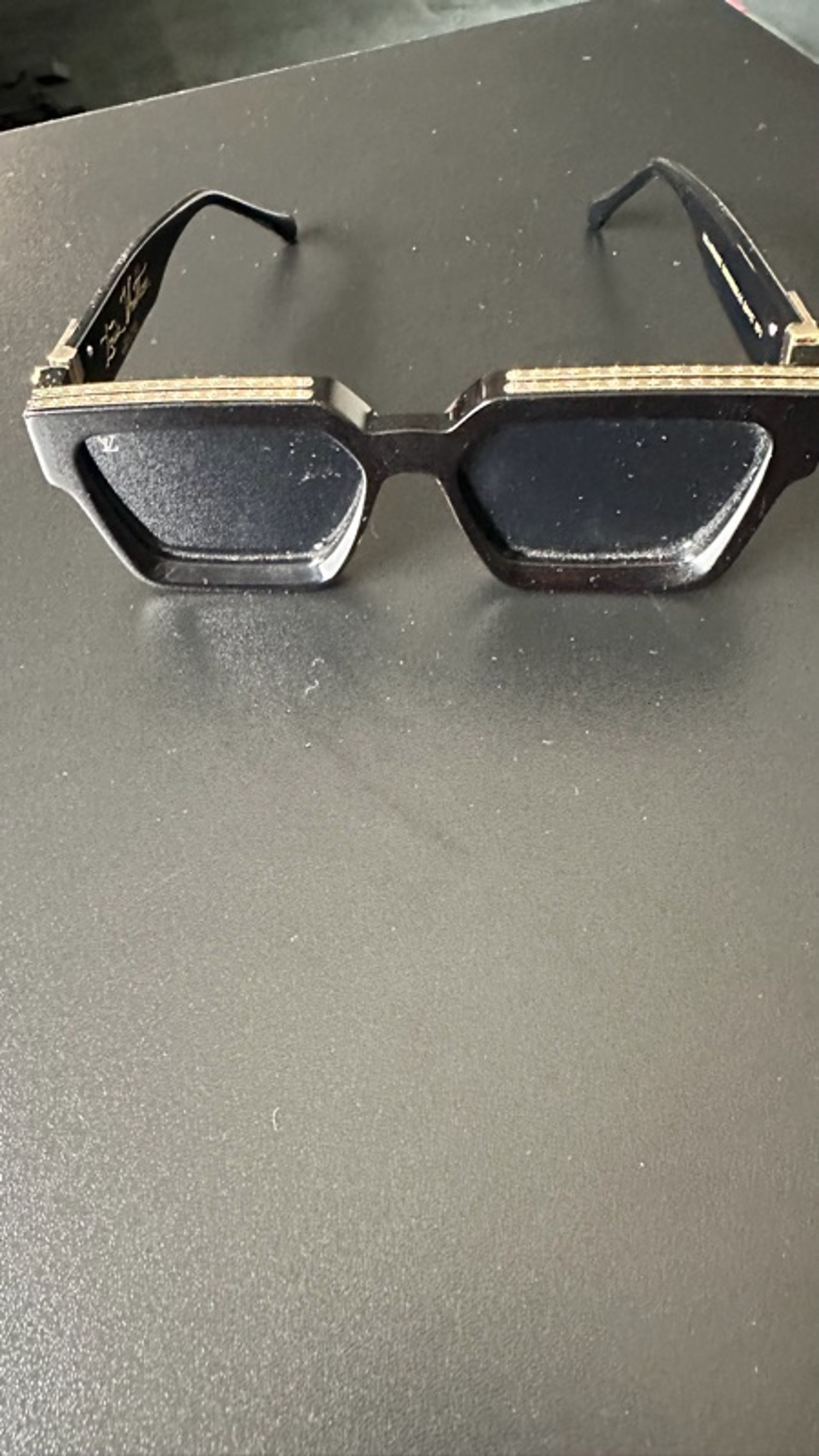 Louis Vuitton 1.1 Millionaire Sunglasses Black Gold