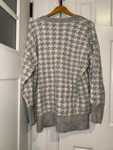 Abercrombie & Fitch Houndstooth Cardigan Medium - Image 2