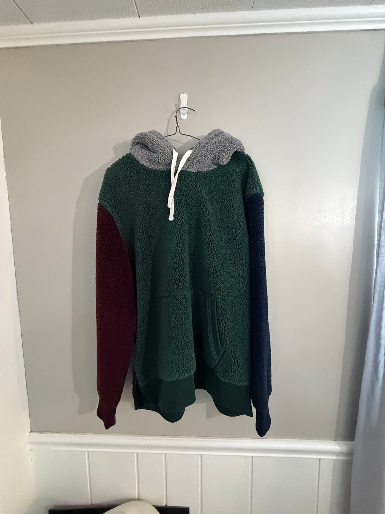 American Eagle Colorblock Sherpa Hoodie size Large