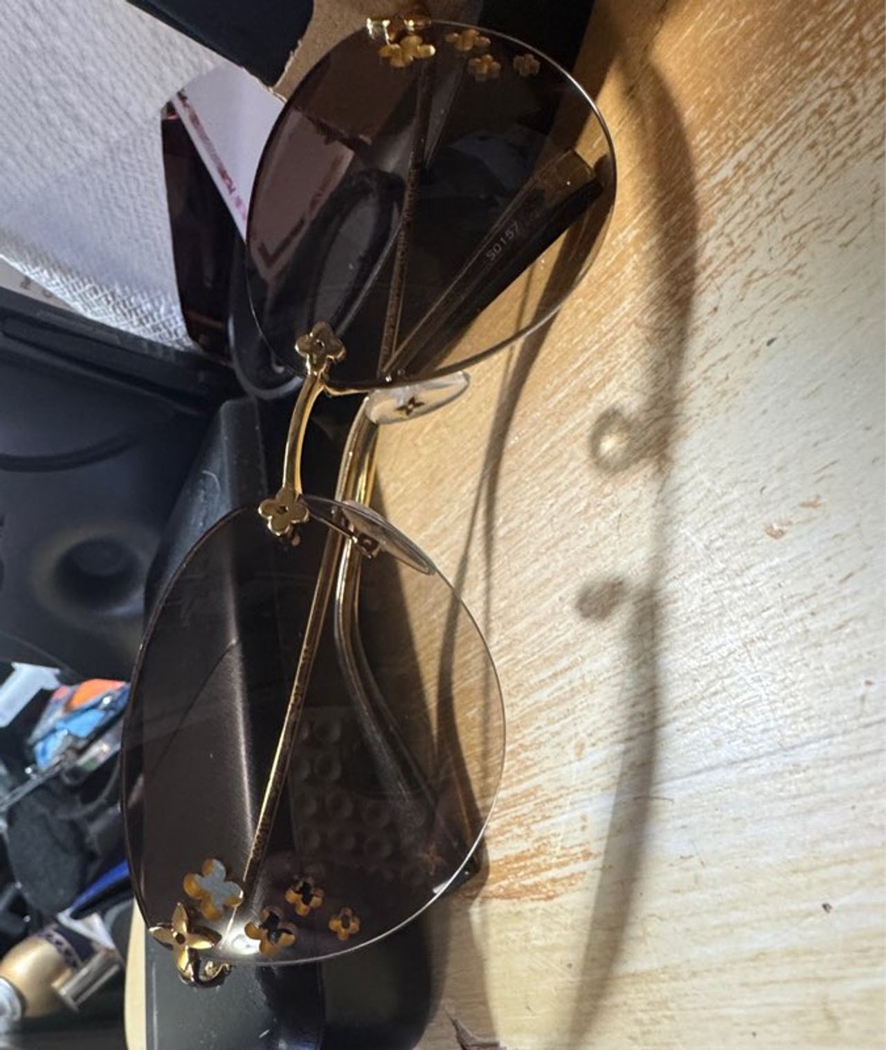 Louis Vuitton Daisy Sunglasses