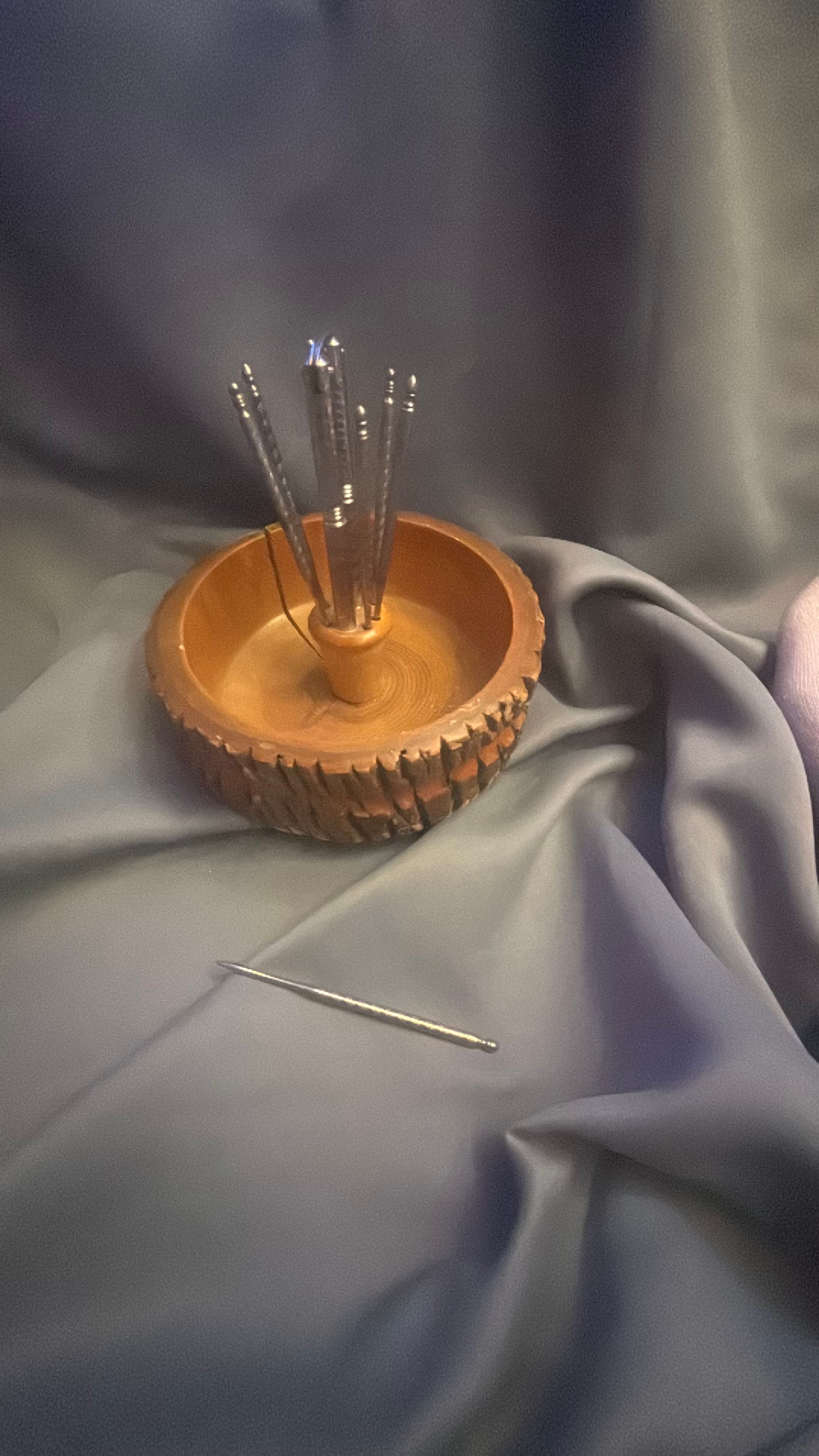 Ellwood Rusticware Wood Nut Bowl with Nutcracker and Picks - Image 2