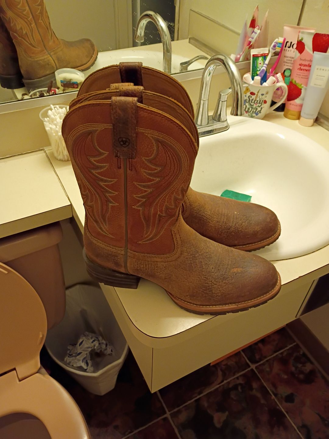 Ariat Rambler Western Boot size M9.5D