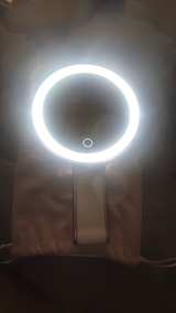 Fancii Luna LED Handheld Makeup Mirror - Image 4