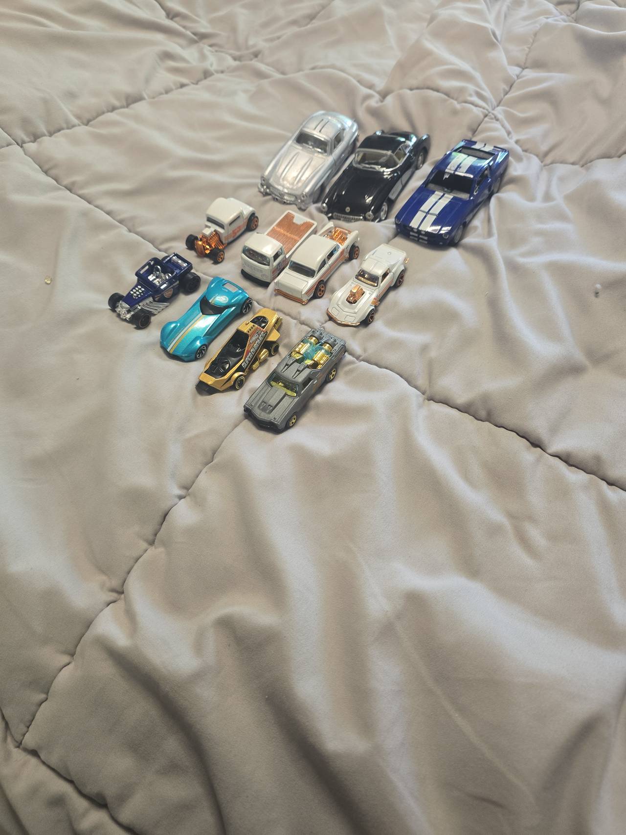 Hot Wheels and Matchbox Die-Cast Car Lot