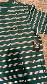 Volcom Men's Striped Pocket T-Shirt new with tags XXL - Image 2