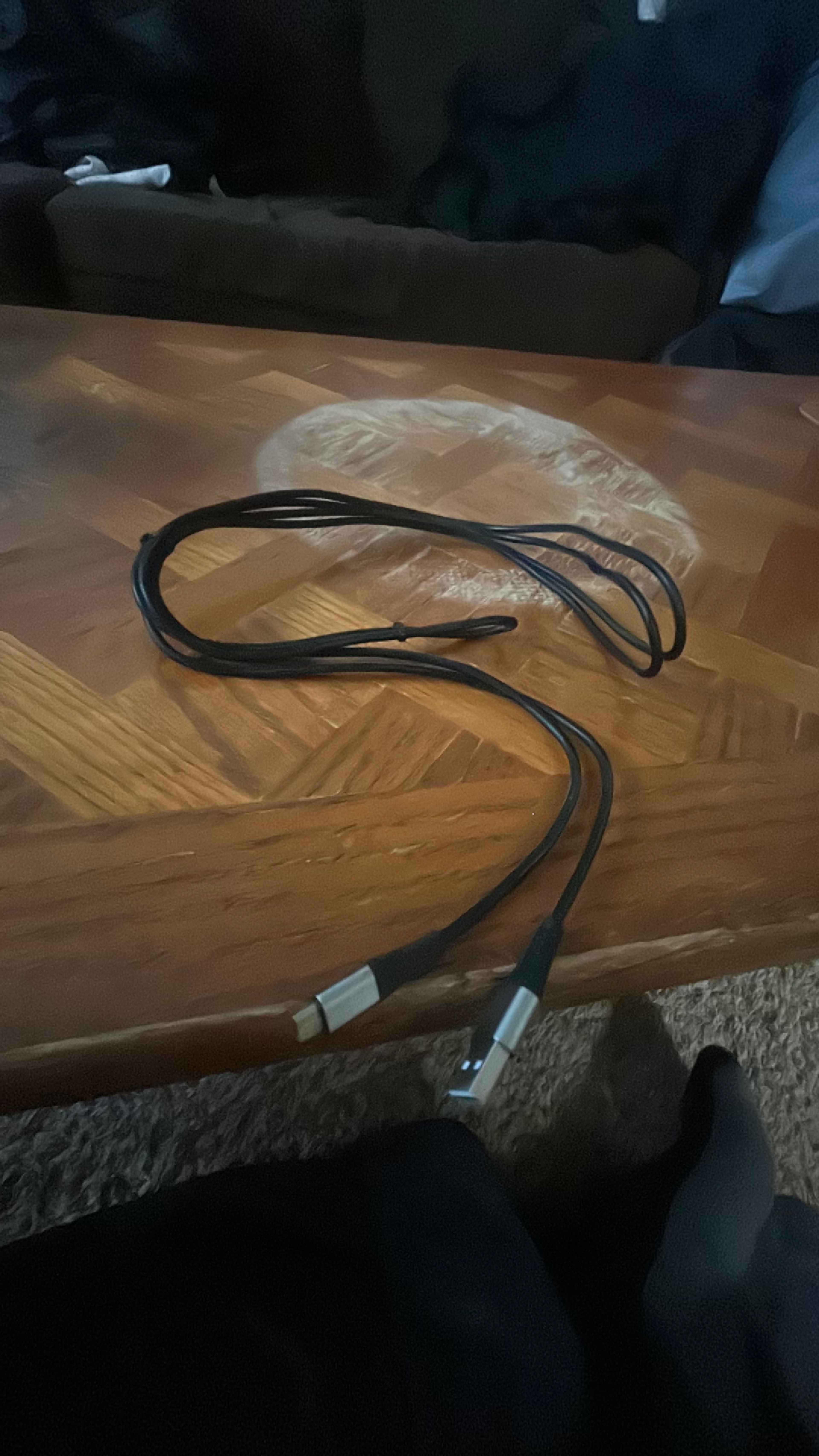 USB-C to USB-C Cable - Image 2