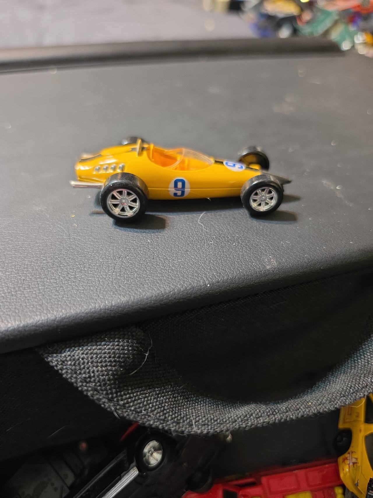 Hot Wheels Eagle 70 Indy Car