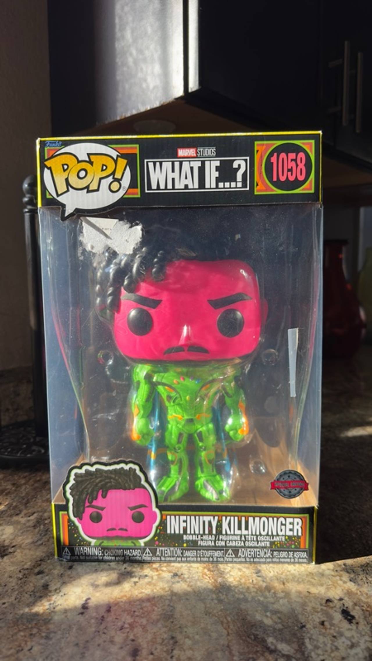 Funko POP! Infinity Killmonger Blacklight Jumbo