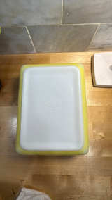 Pyrex 503 Yellow 1.5-Qt Baking Dish - Image 3