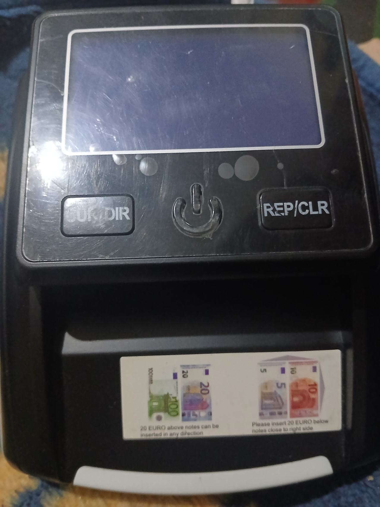 Automatic Counterfeit Euro Banknote Detector