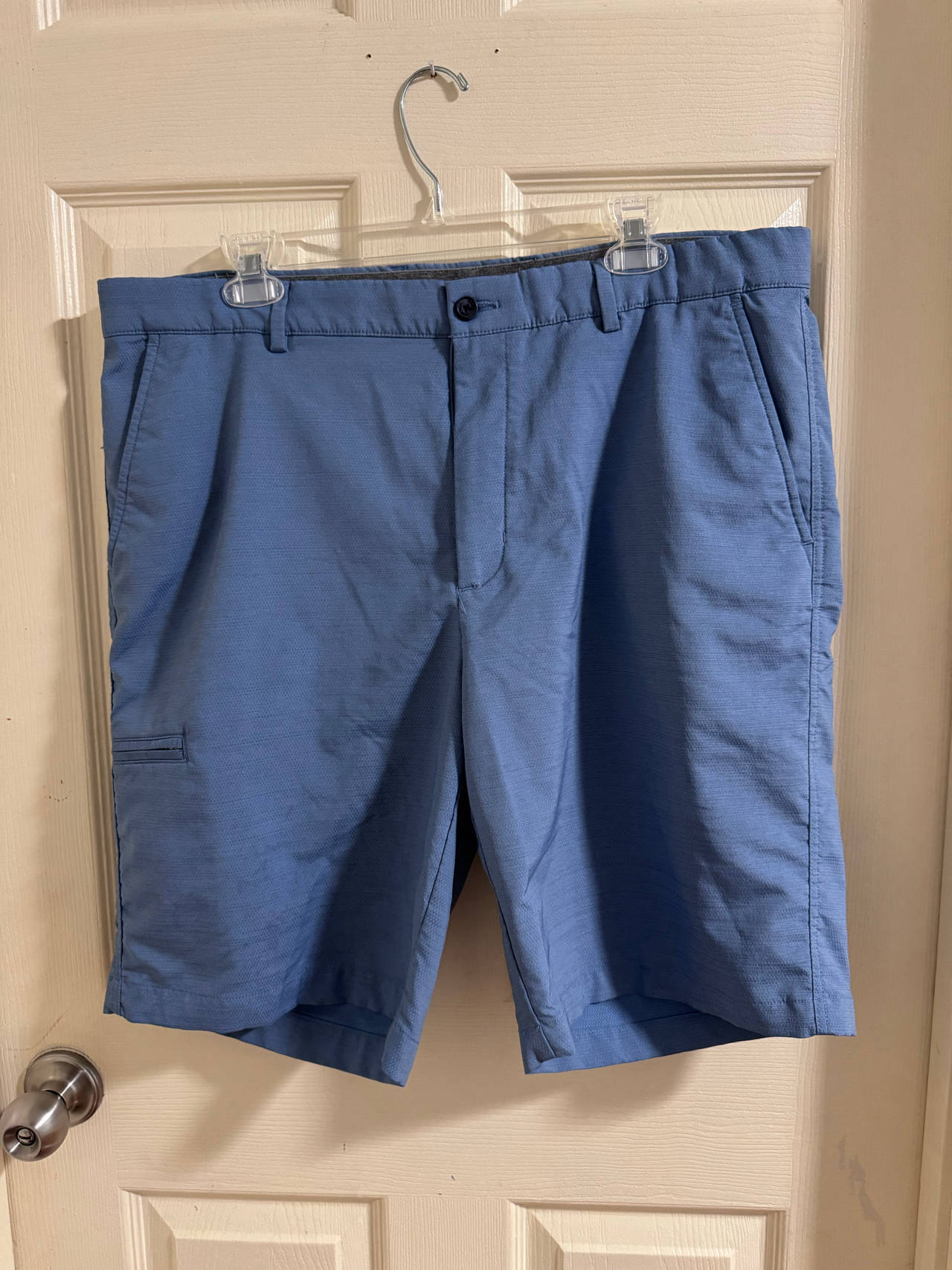 Greg Norman Men's Golf Shorts size 38