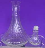 Ribbed Crystal Ship’s Wine Decanter with Stopper - Image 4
