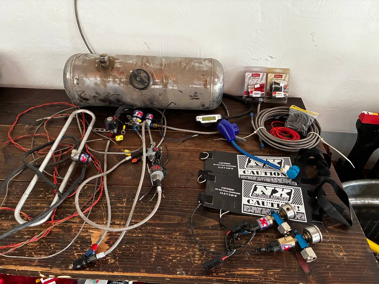 Snow performance methanol kit\nMisc parts for a Nitrous Express kit
