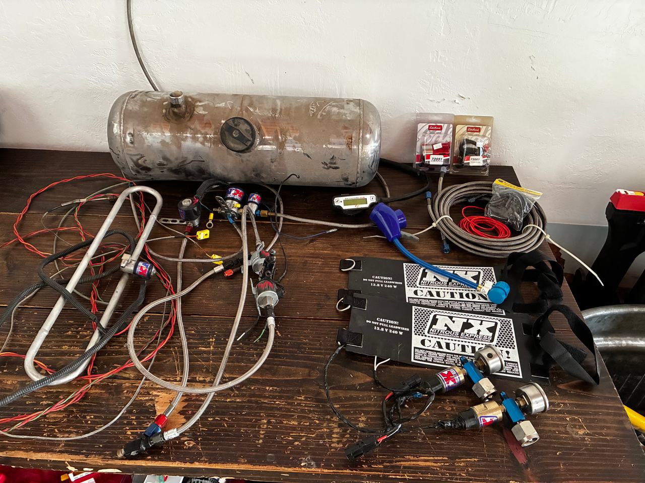 Snow performance methanol kit\nMisc parts for a Nitrous Express kit