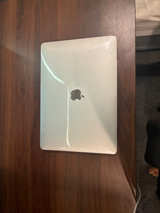 Apple MacBook Air M1 2020 - Image 1
