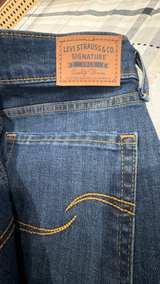 Levi's Women's Mid Rise Bootcut Jeans Size 10 NEW - Image 2